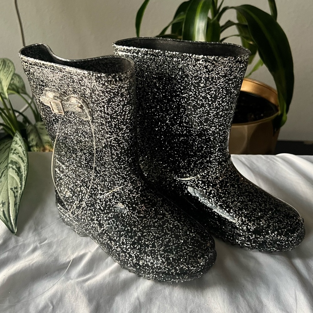 Black glitter rain boots